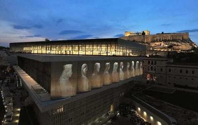 Jenny's Dream Home -Acropolis Lux 2 Bedroom Apt, with Hot Tub, free Netflix, fast Wifi