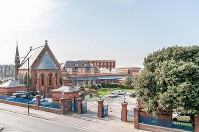 Queen Palm Apartment - Margate - 3 mins walk to beach