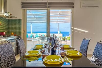 Villa Vittoria - Waterfront house