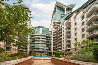 Amazing Thames view apartment