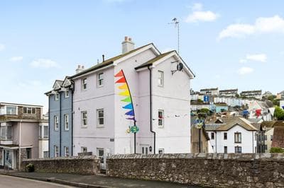 A modern and cosy apartment just yards from Brixham’s bustling harbourside