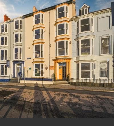 Cranwell Court Seaview Rooms and Apartments