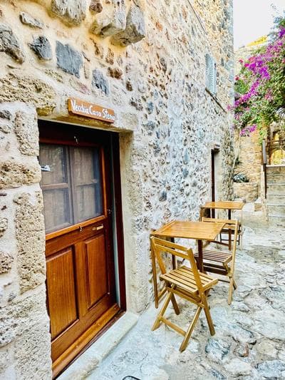 Vecchia Casa sterna