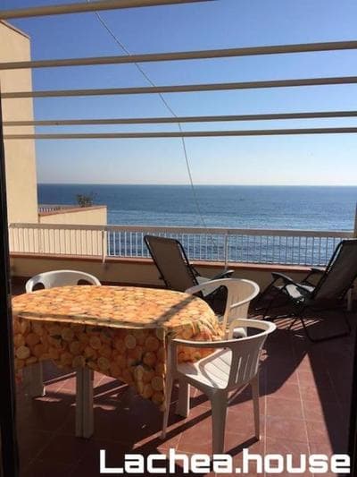 Lachea House appartamento sul mare dei Ciclopi