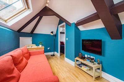 Sunny Loft in Center of London