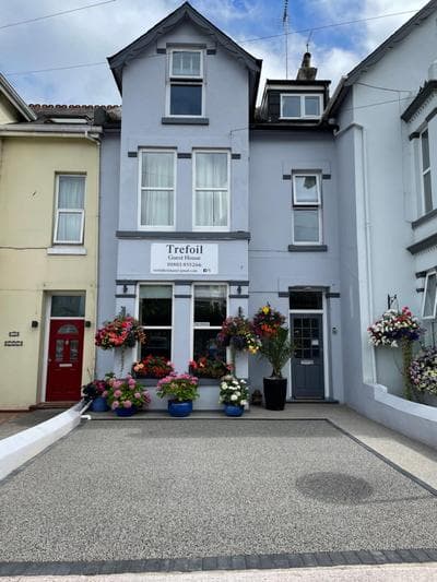Trefoil Guest House