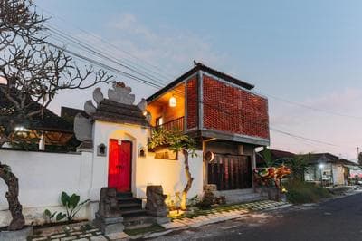 Rumah Paros & Gallery
