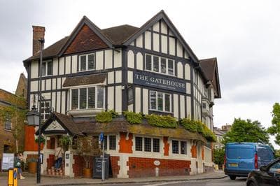 Stylish one bedroom apartment in Greater London