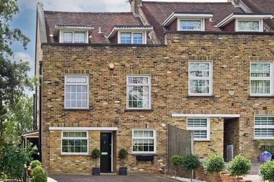 Veeve - Wimbledon Village Gem
