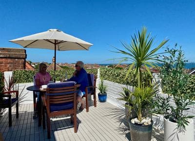 2 bedr apmt, seaview terrace, central Broadstairs