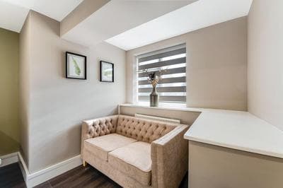 Elegant Studio - Perfect for Explorers