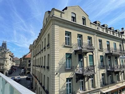 Moderne Altbauwohnung im Zentrum von Bern mit Wellness