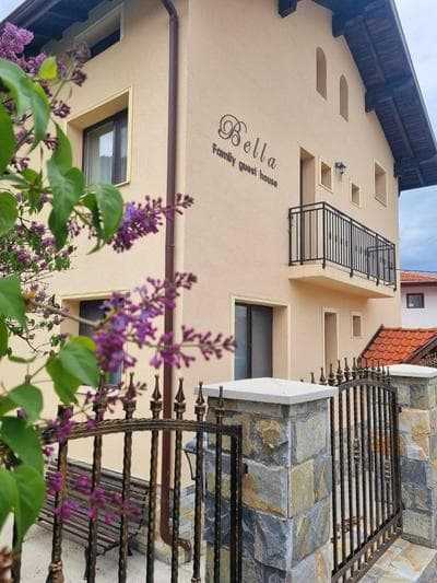 Bella family guest house