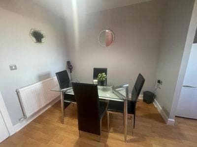 ADDAI CANARY WHARF VIEW LUXURY APARTMENt