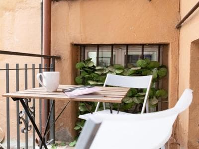 The Best Rent - Stylish one-bedroom apartment in Piazza Barberini