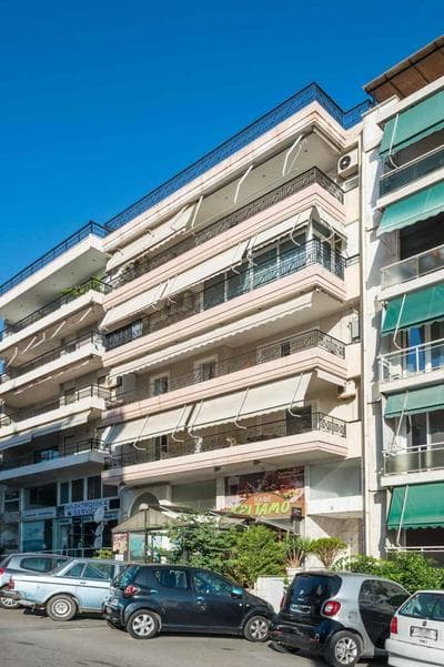 Flisvos Elite Seafront Luxury Apartment