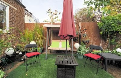 Stunning, large 1 bed riverside flat