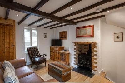 Pickwick's Place in Broadstairs - Exclusive unmissable deals! Book now before it's too late!