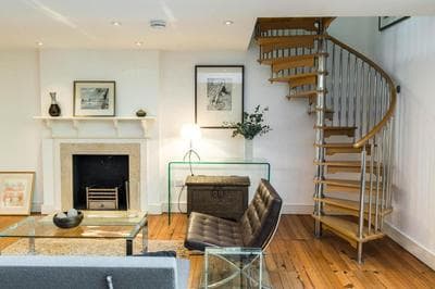 Unique 2 Bedroom converted Artists Studio