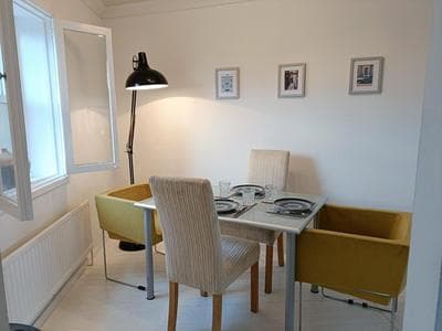 2 Bed Functional House Close to Manor Park Train Station