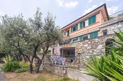 Villa with pool in Recco Cinque Terr