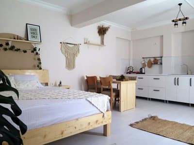Santa Suites- Near Saint Nicholas Church