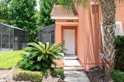 House with pool 4bed , near Disney Resort style