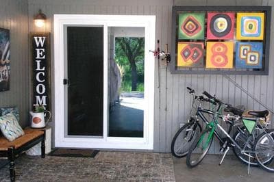 Lake Front Studio with Kayaks Bikes near Greenbelt
