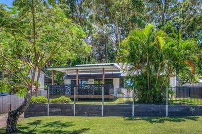Castaway Cottage - Rainbow Beach