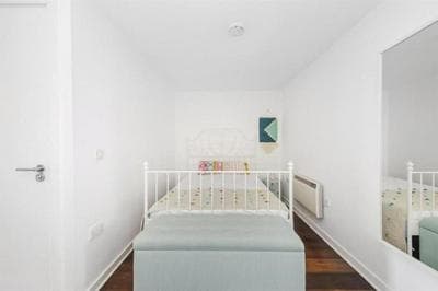 Central Zone 2 Modern Apartment