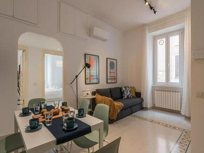The Best Rent - Sunny three-bedroom apartment near Ottaviano metro stop