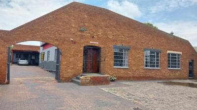 Jay's Guest House