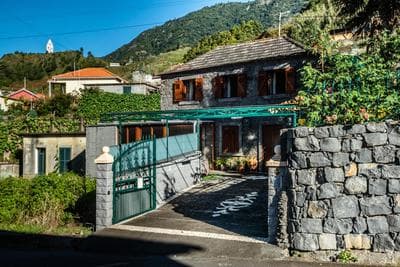 Stone House ''Vista''