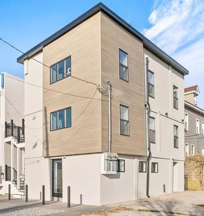Big Fam - Book 2 Units Together in Prime Location