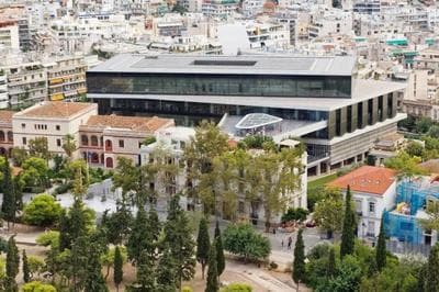 Acropolis Area Large 3BR 2BA Apartment