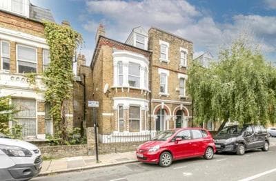 A beautiful newly renovated home: The Arlingford