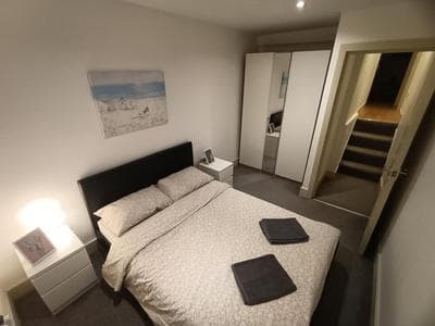 Lovely 2 bedroom serviced apartment in London