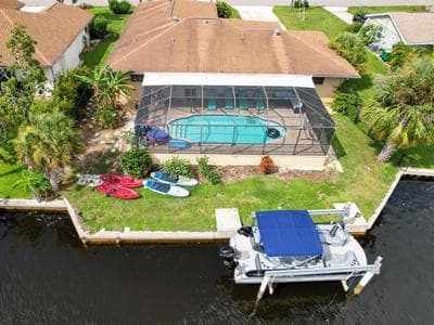 House With A Boat - Boat, Heated Pool, Fishing