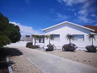 Barefoot Bungalow
