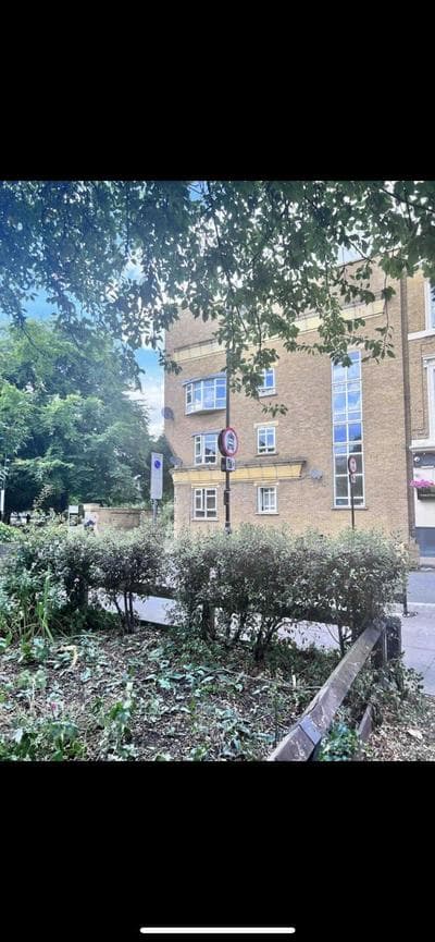 Shoreditch apartment Free parking