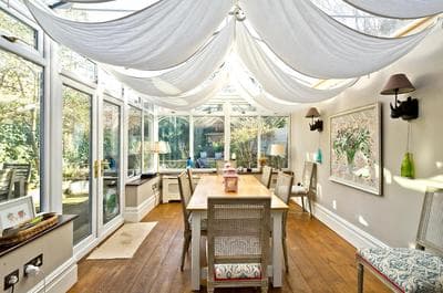 Veeve - Cayenne Canopy