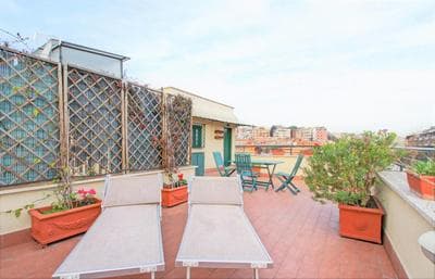 In the Clouds over Trastevere, penthouse studio