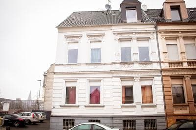 Bis 5 Personen, Parkplatz, Arbeitsplatz