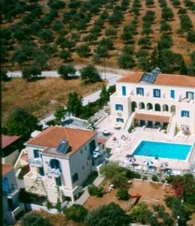 Lianos Hotel Apartments