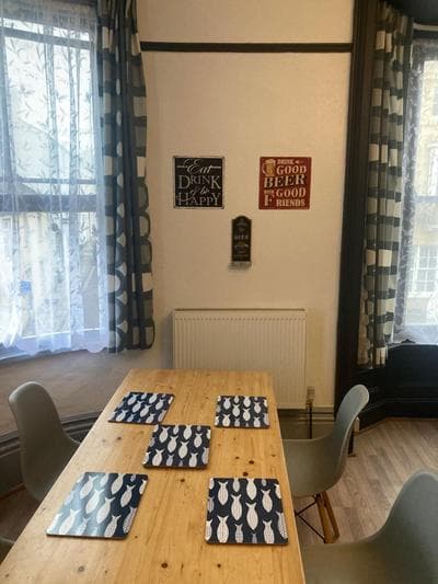 Lovely 2 Bed Sea Front apartment @ 10A George Street