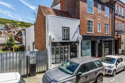 Charming Old Town Cottage With Modern Features