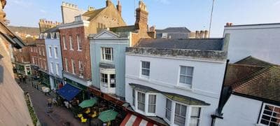 Cracking Central Loft Apartment, Old Town
