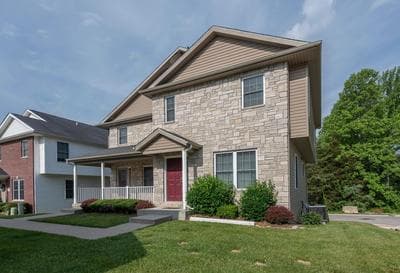 Hoosier Happiness Townhouse - 2 King Size Bedroom Suites
