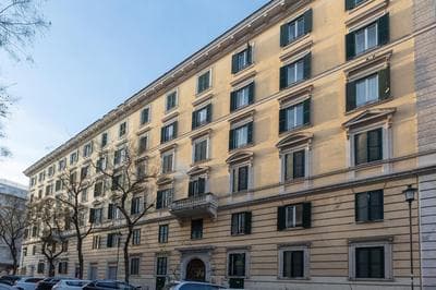 SAINT PETER HOME by Rental in Rome