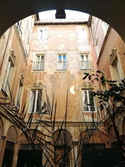 Apartment in a 1400s building in Via dei Coronari Piazza Navona